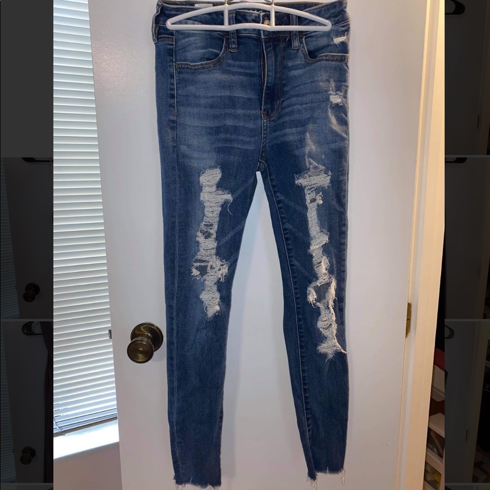 American Eagle distressed skinny jeans